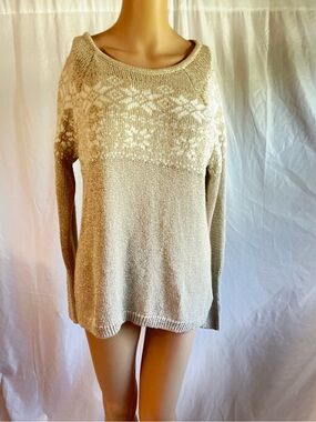 Chaps Knit Sweater With A Fun Snowflake Design NWOT